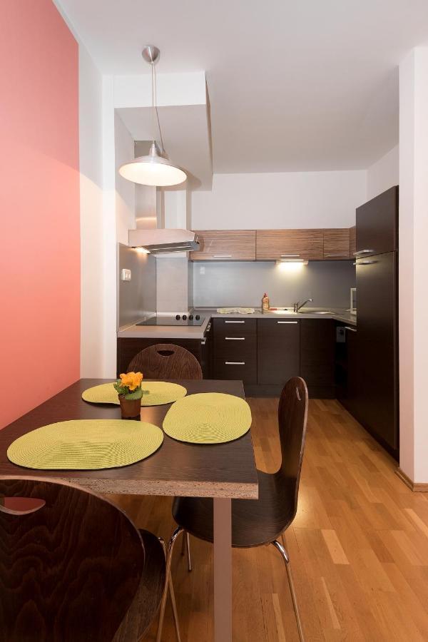 Aparthotel Angel Praga Zewnętrze zdjęcie